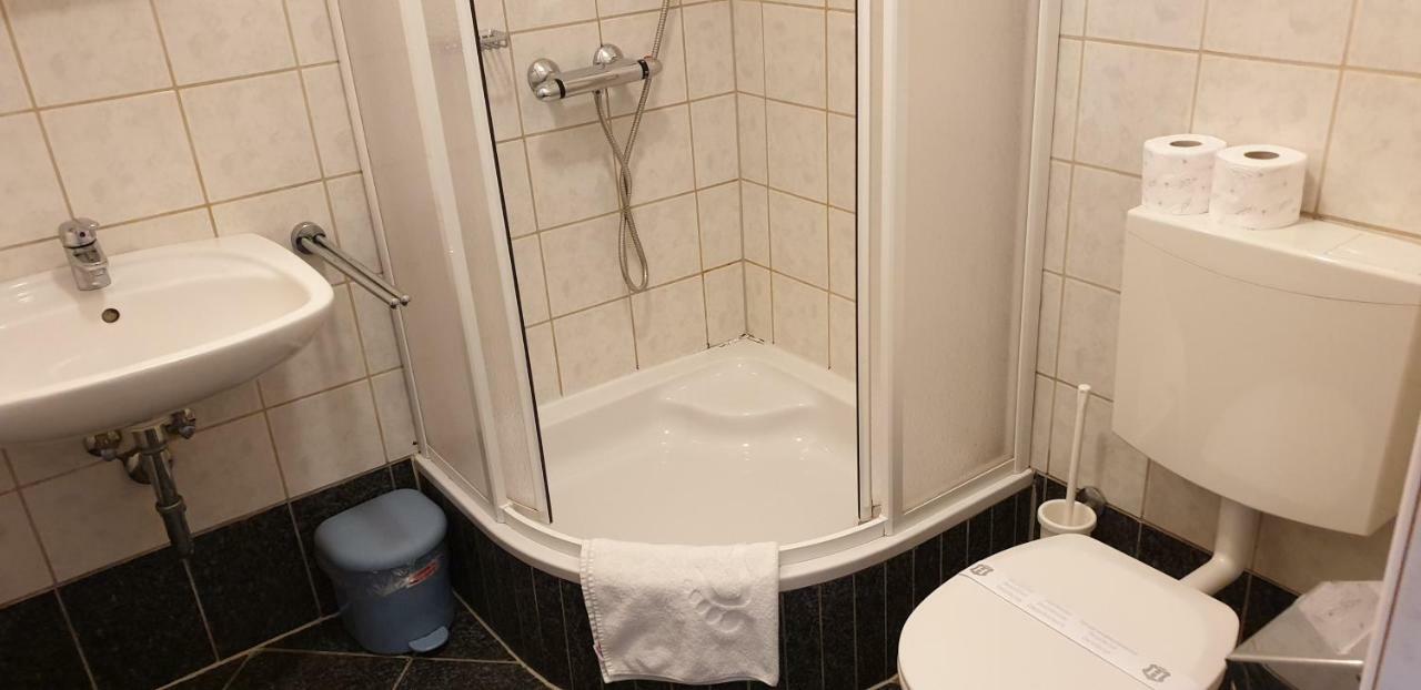 Apartments Villa Rosmarin Omišalj المظهر الخارجي الصورة